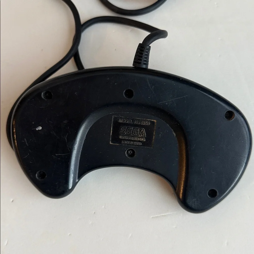 Sega Genesis EA 4 Controller Adapter Multi-Port Player, Controller, Sonic Game